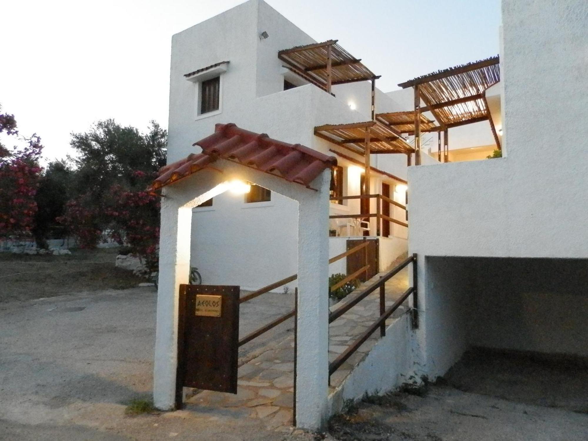Aeolos Hotel Apartments Githio Exterior foto