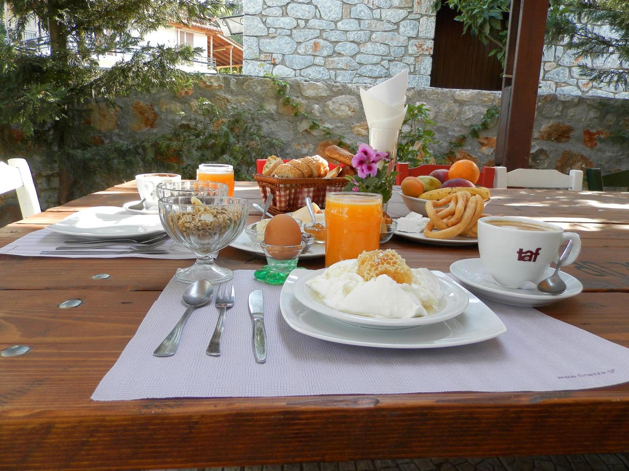 Aeolos Hotel Apartments Githio Exterior foto