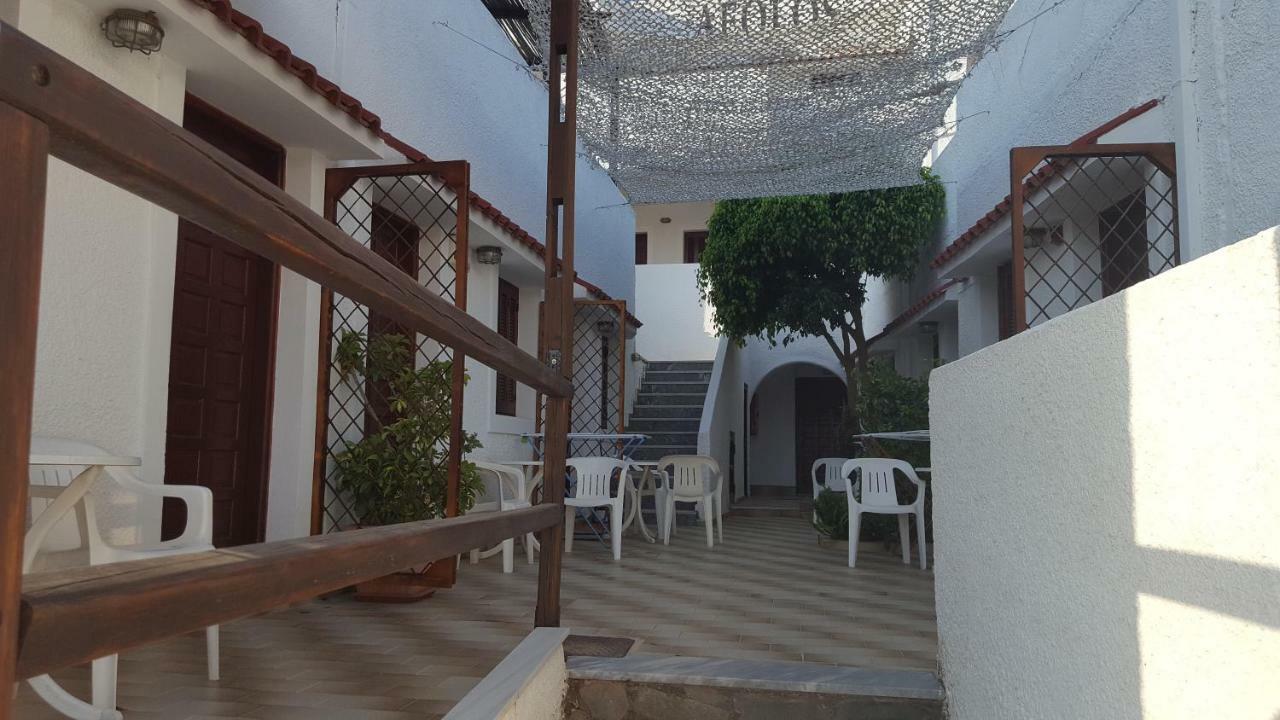 Aeolos Hotel Apartments Githio Exterior foto